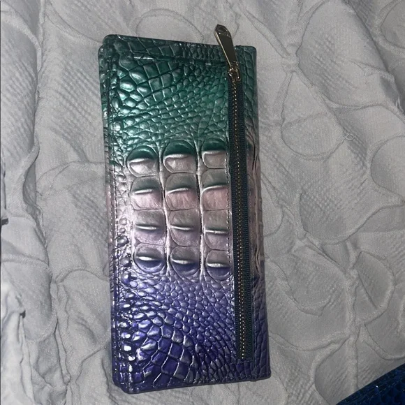 Brahmin ady wallet - Picture 3 of 6
